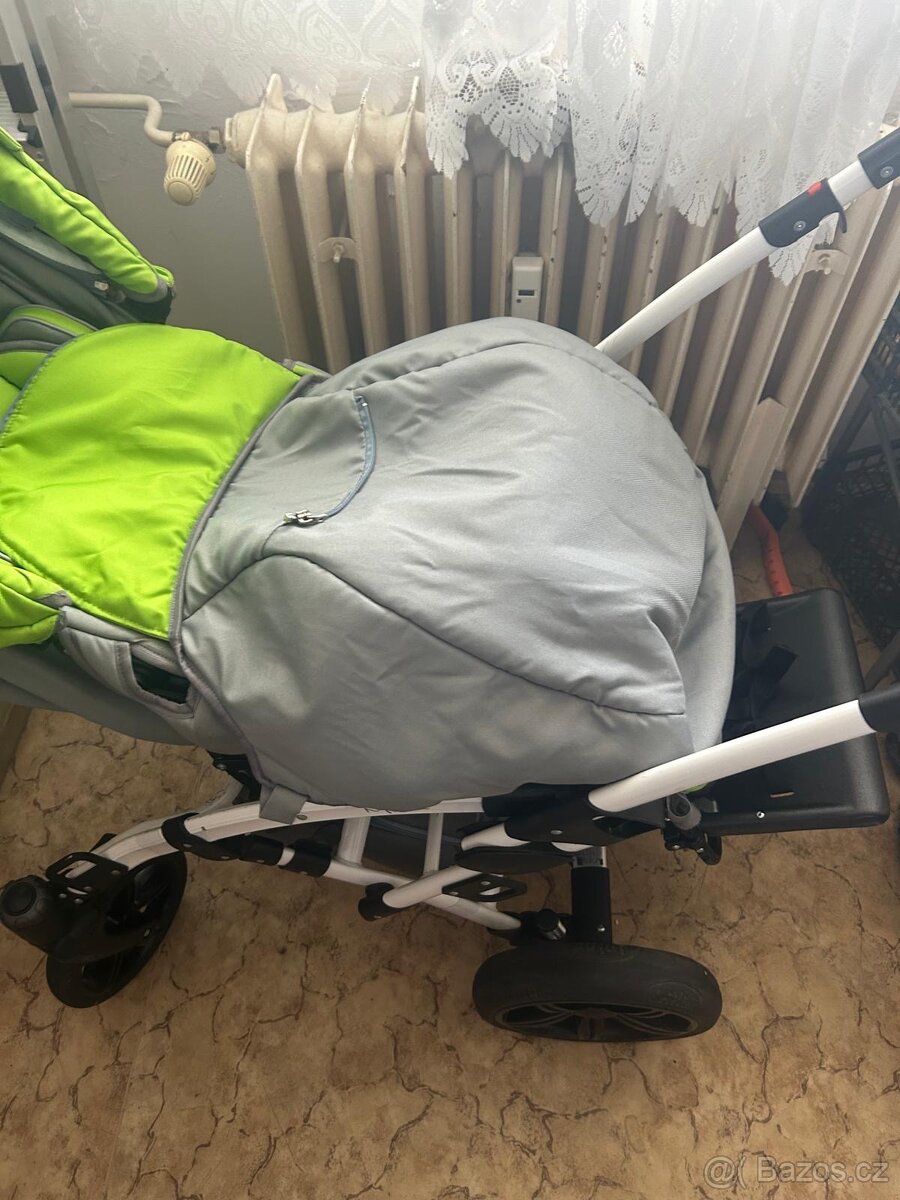 Kočárek pro děti tělesně postižených - 4