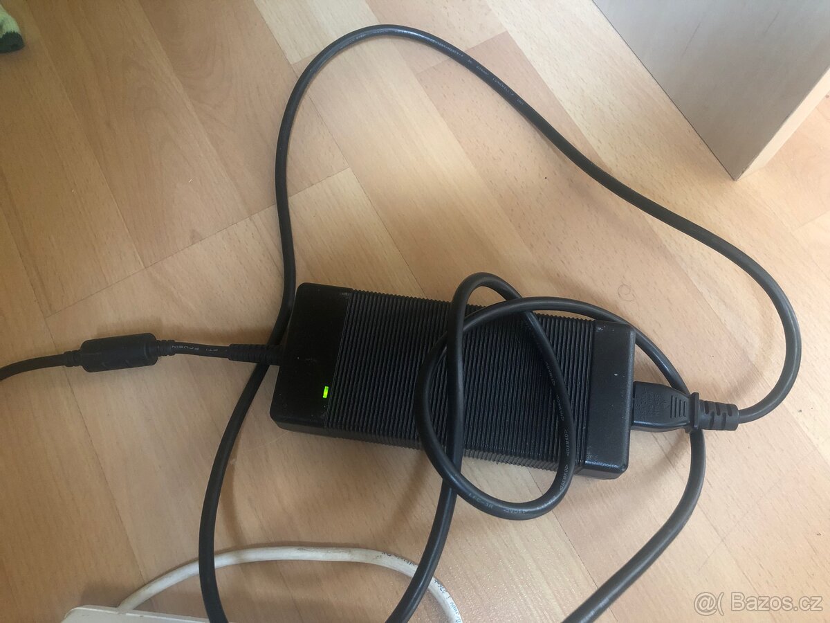 Profesiálni Nootebook Hp EliteBook 8560w - 4