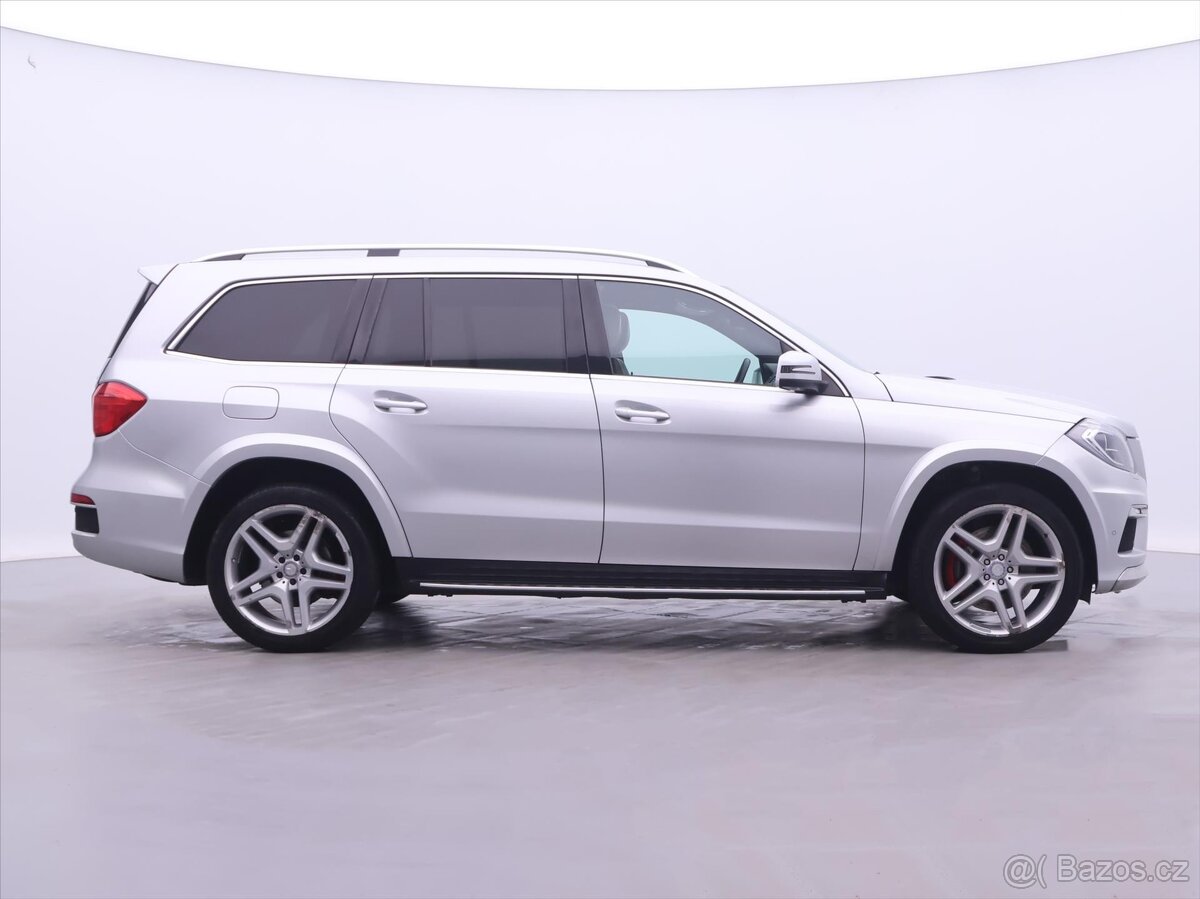 Mercedes-Benz GL 3,0 350 Bluetec 4Matic 7 míst (2014) - 4
