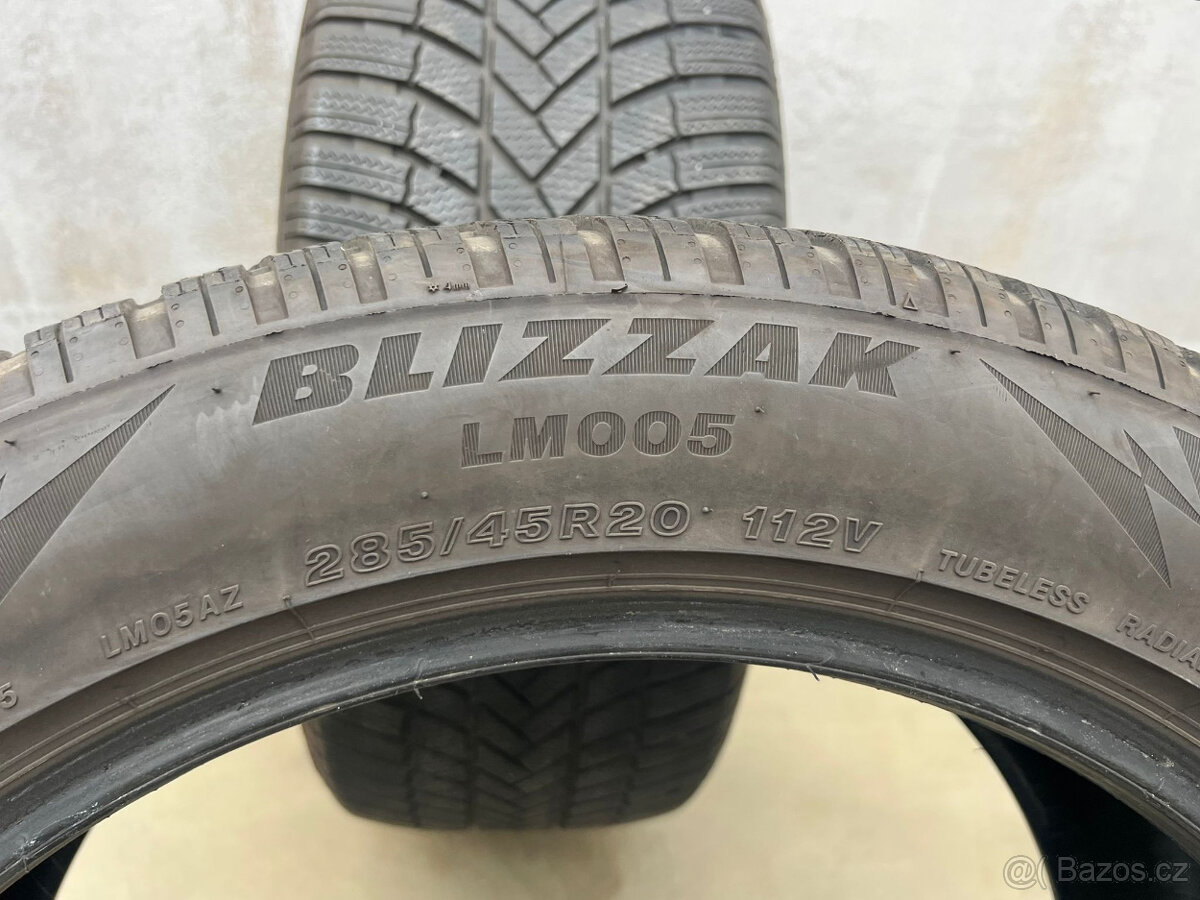 285/45R20 zimní pneu Bridgestone Blizzak LM005 5,5mm - 4