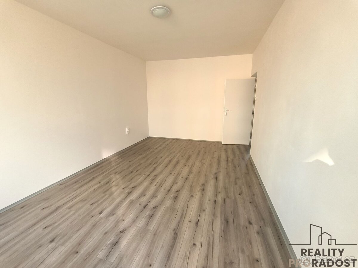Byt 2+1 s lodžií - 4