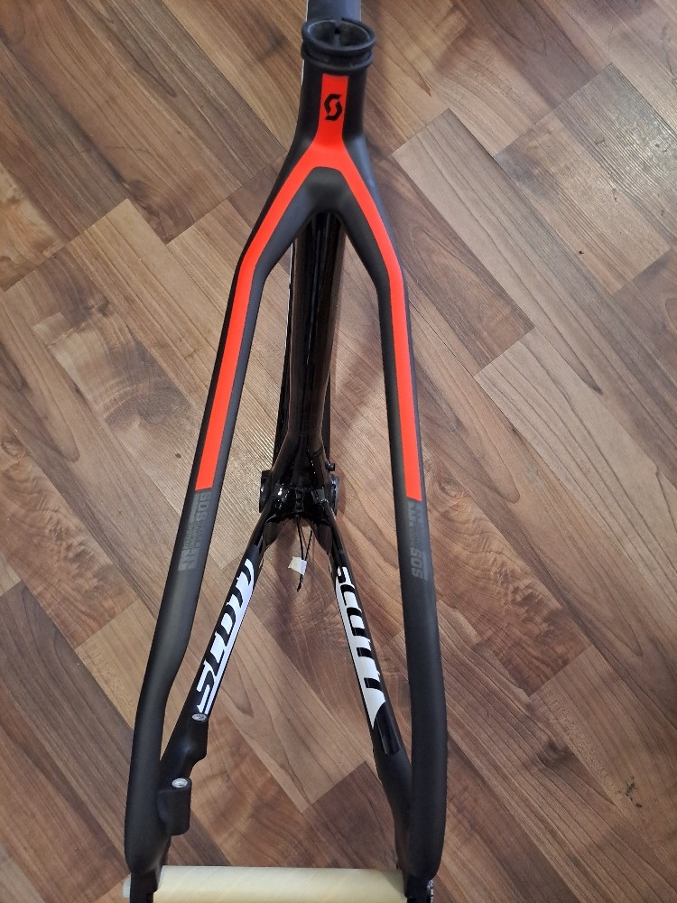 Nový nepoužitý karbonový rám Scott Scale 29er /velikost L,XL - 4