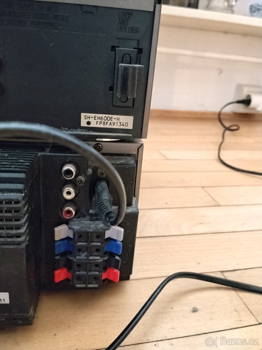 Prodám starší věž technics - 4