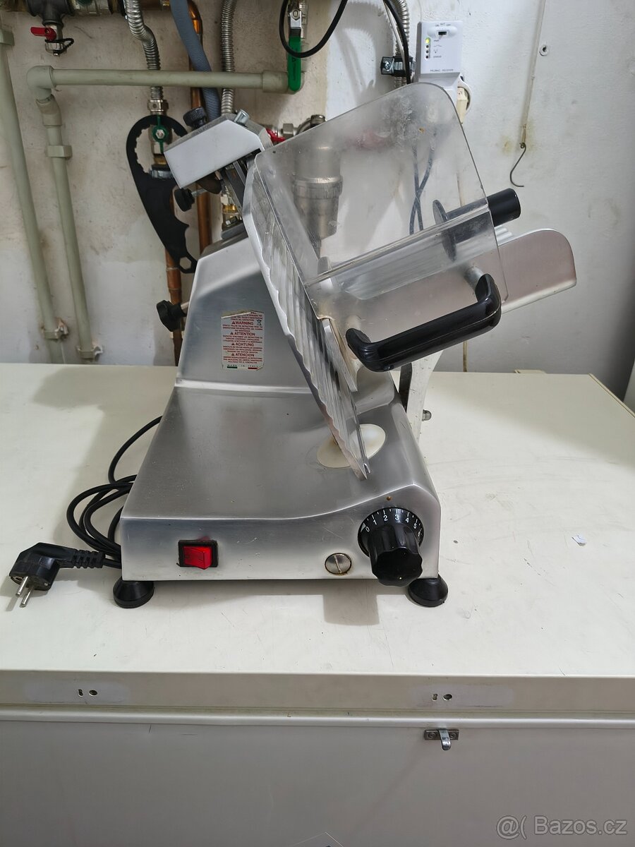 Nářezak kráječ - 4