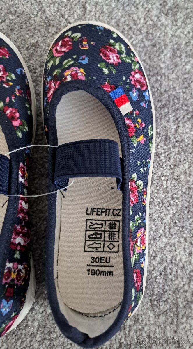 Dívčí cvičky, vel. 30 - 4