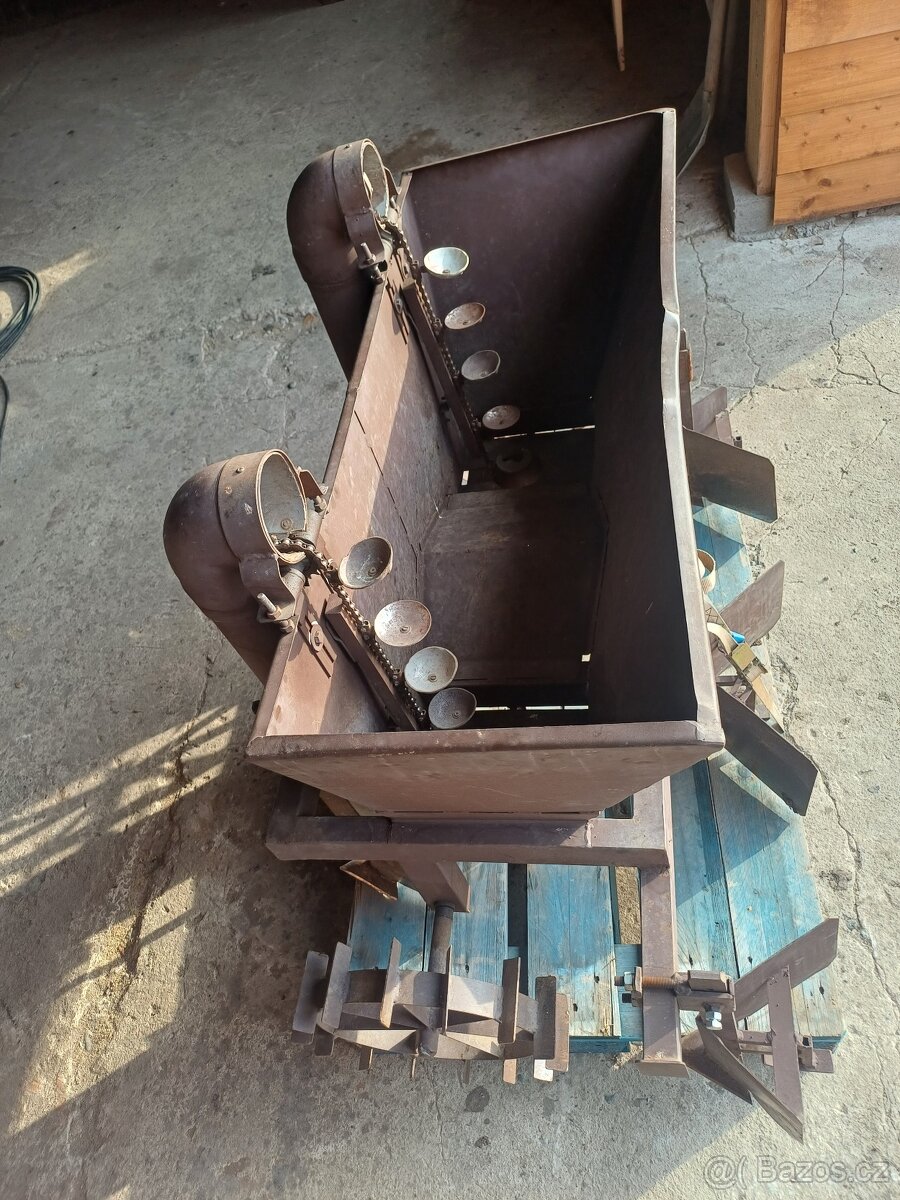 Dvouřádkový sazeb brambor - 4