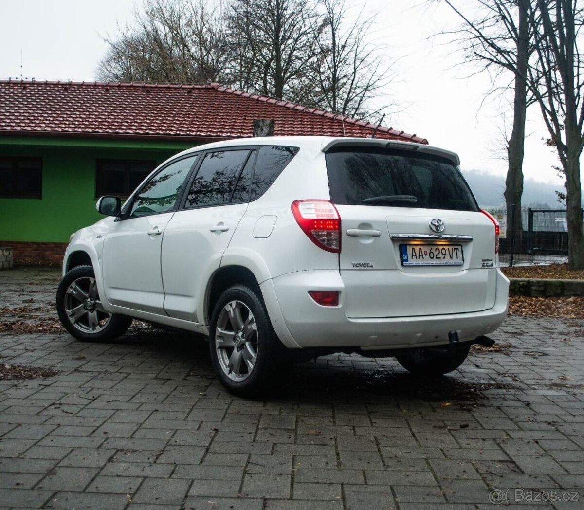 Toyota RAV4 2.2l D-CAT 180 Premium - 4