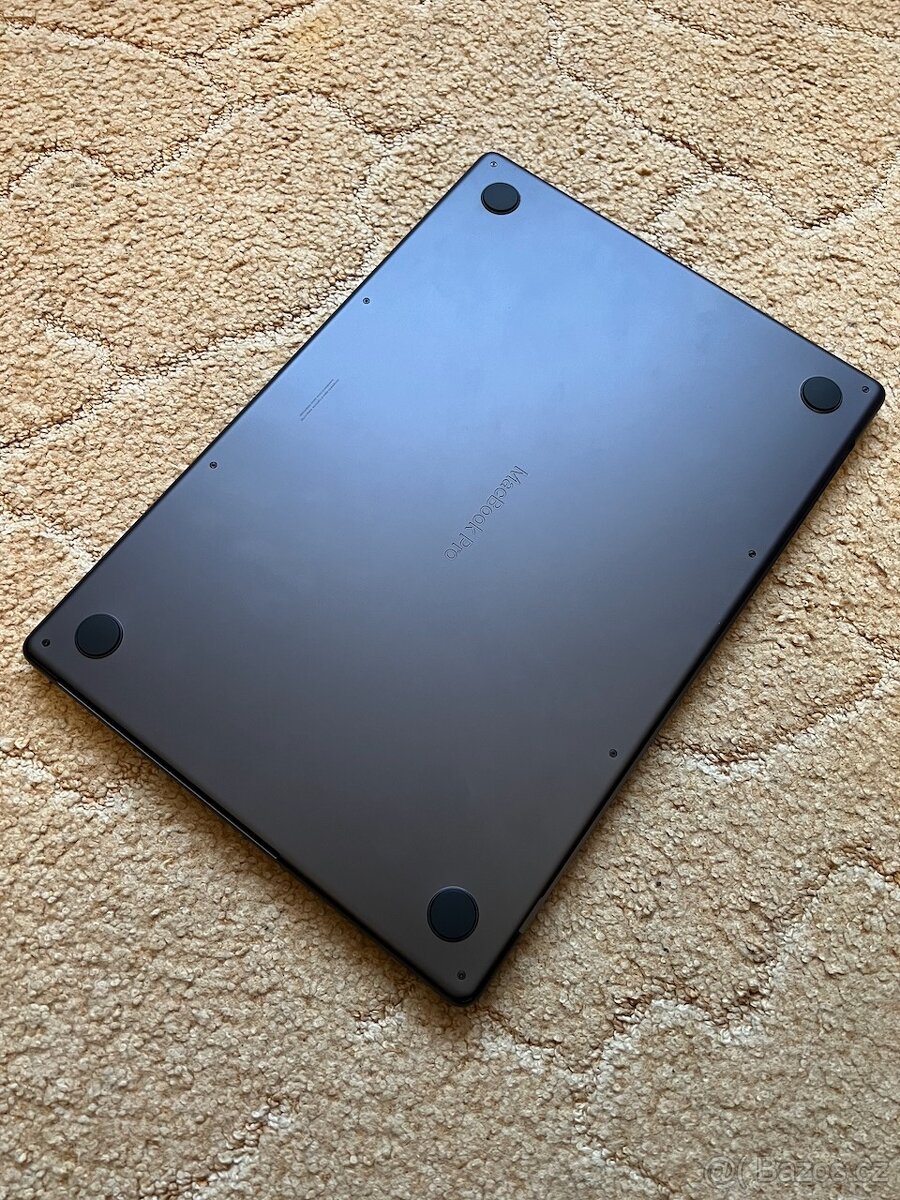 Predam MacBook Pro M4 Max 16-palcov - 4