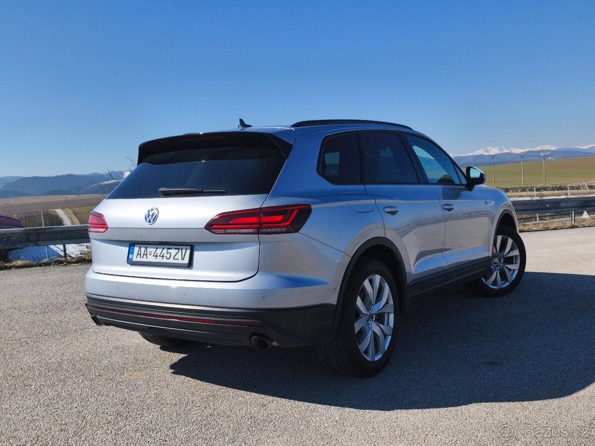 Volkswagen Touareg - 4