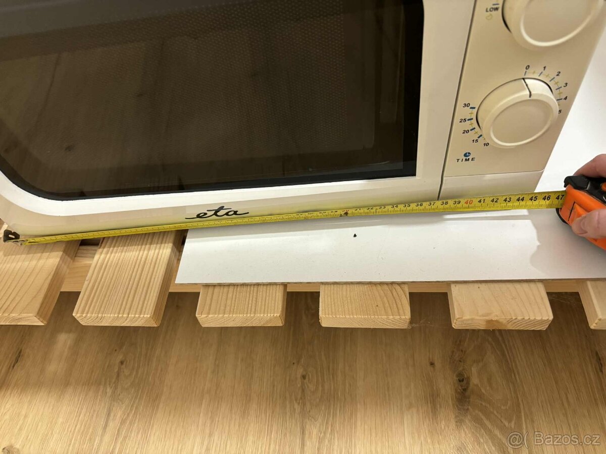 Mikrovlnná trouba Eta - 4