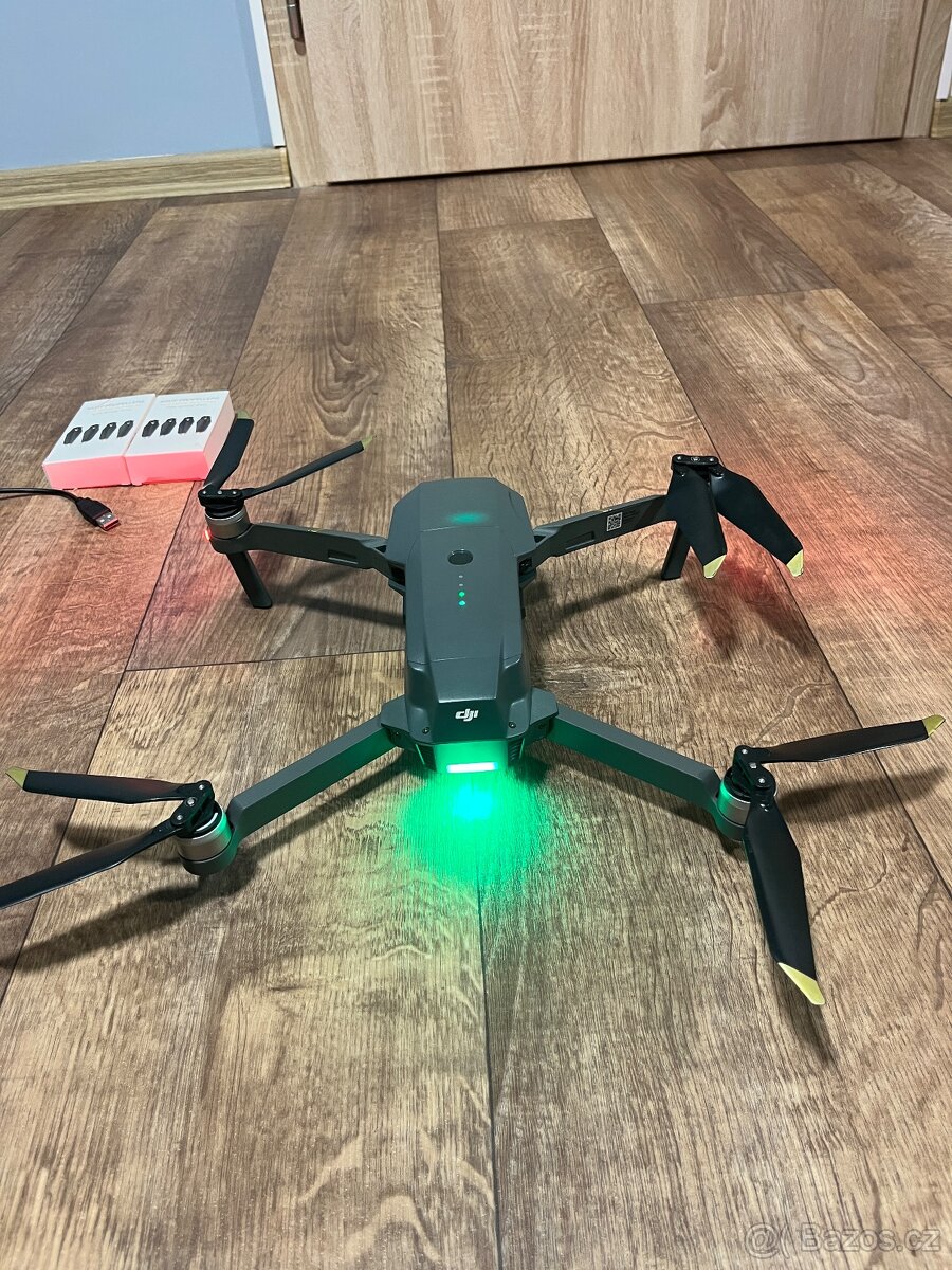Dji Mavic Pro Fly More Combo + příslušenství - 4