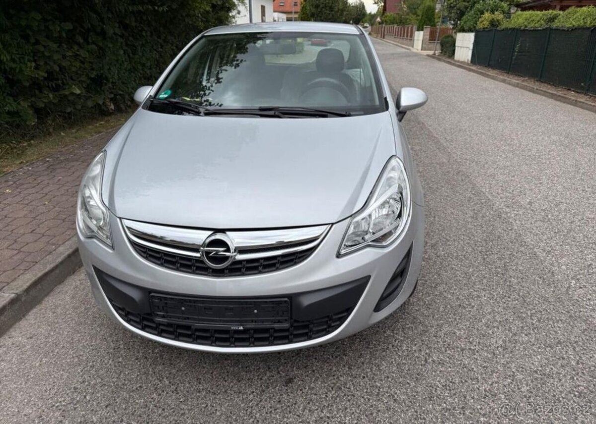 Opel Corsa 1,2i Nová STK klima zimáky benzín - 4