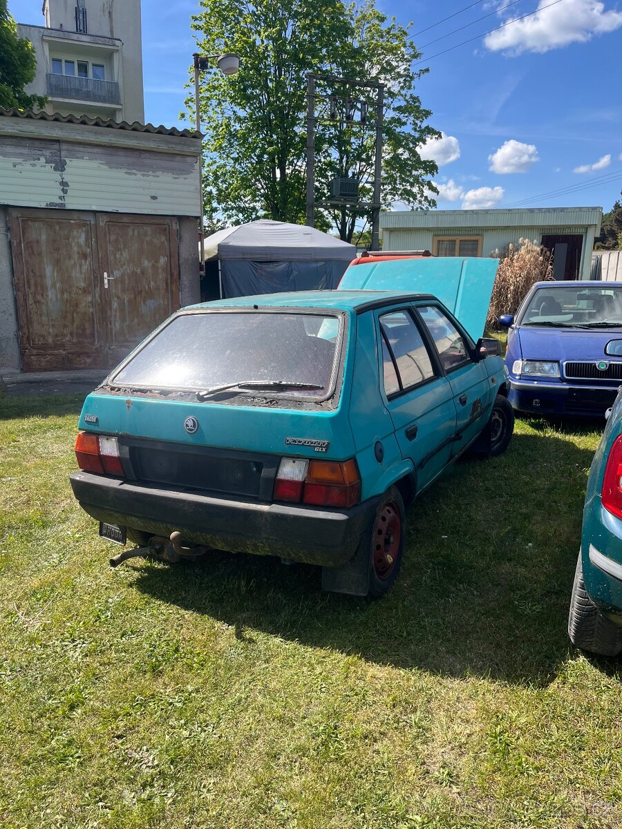 Škoda Favorit 2x - 4