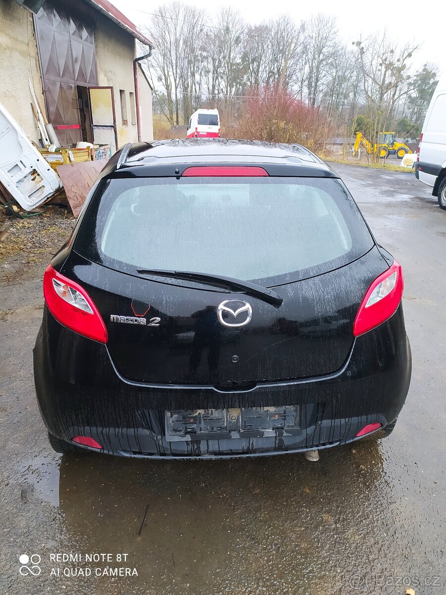 Mazda 2 - 4