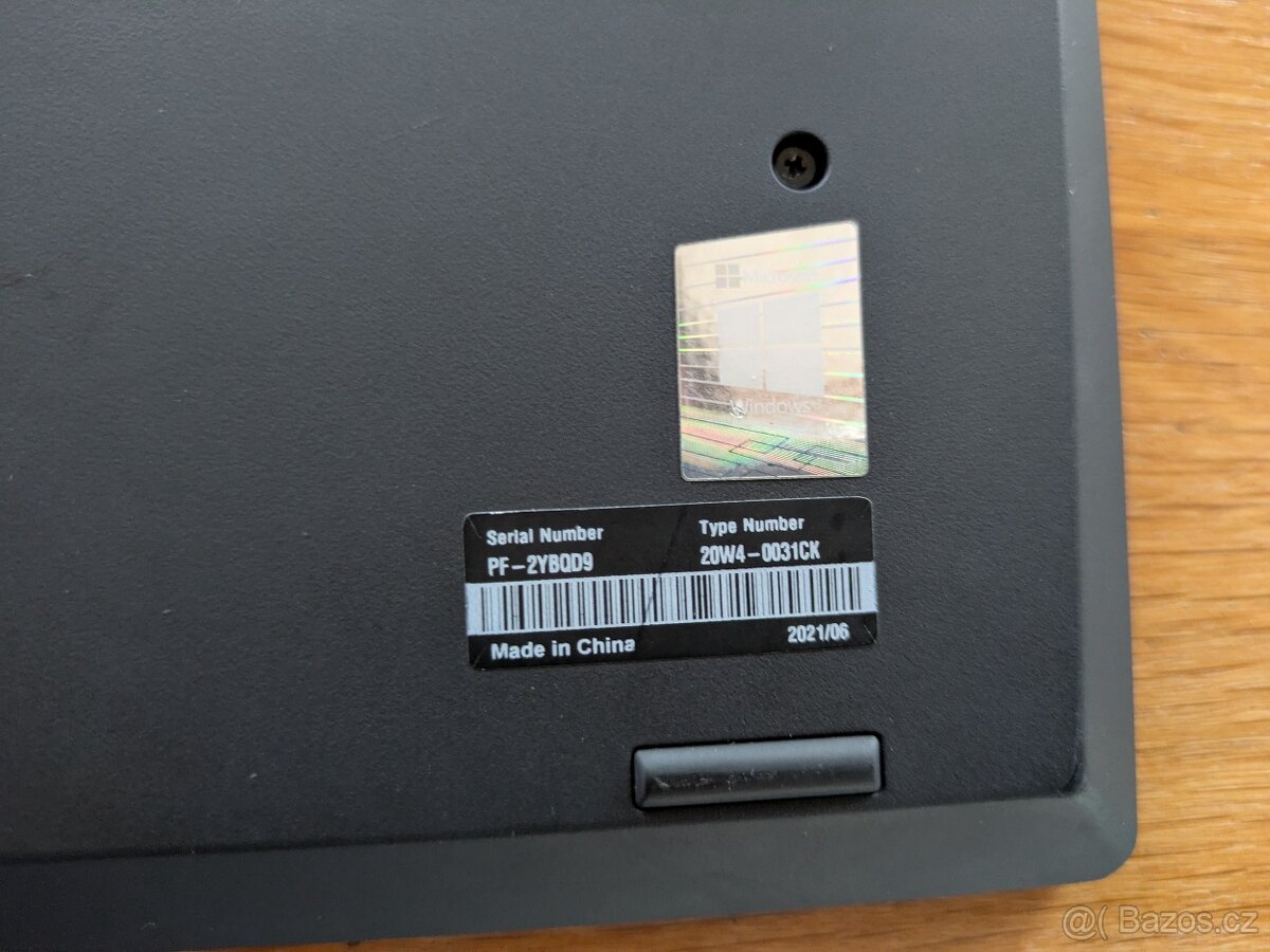 Lenovo ThinkPad T15 Gen 2 - 4
