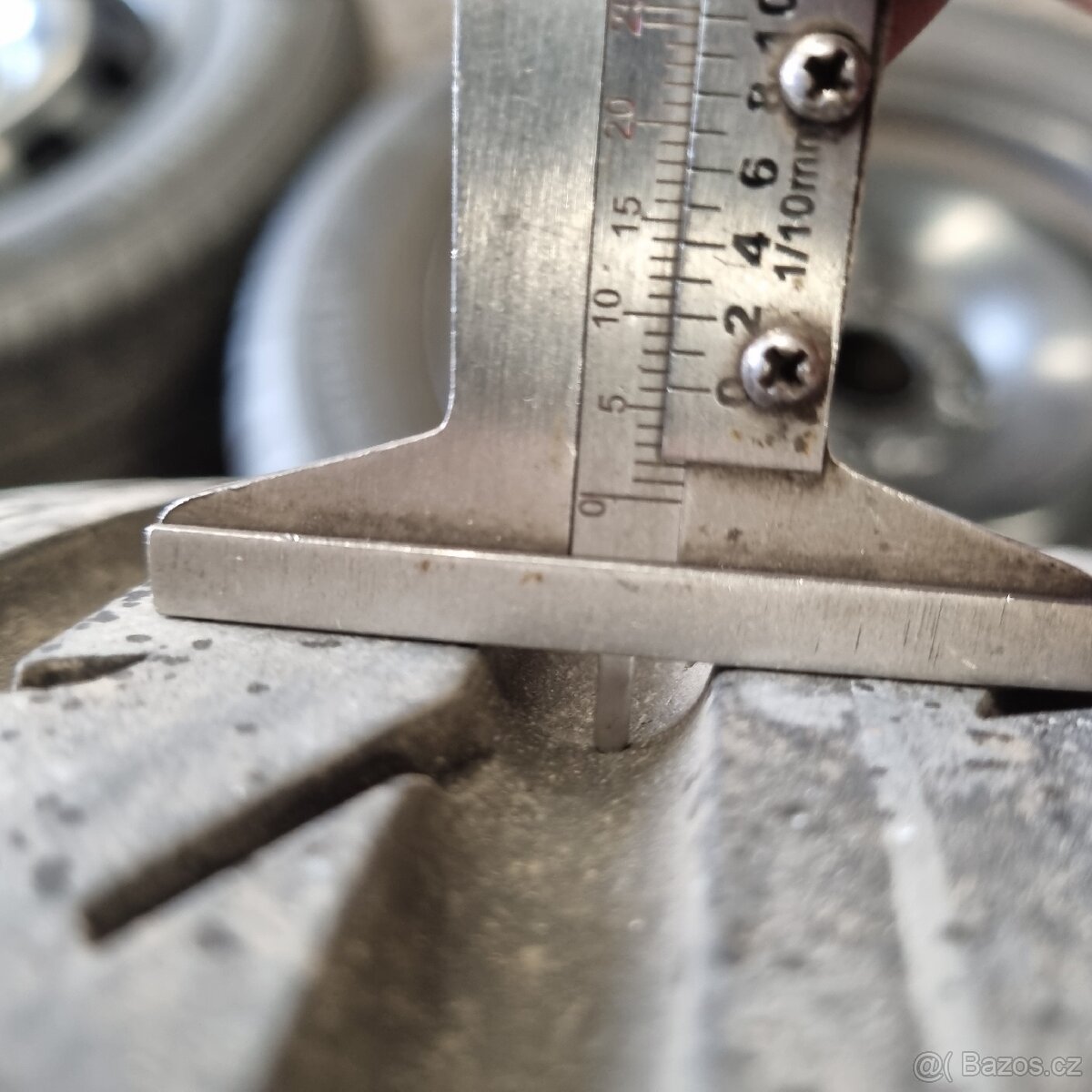 4x ocel. disk + Letní 195/60 R15 6mm FORD - 4