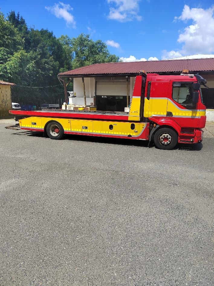 Volvo FL odtahovka - 4