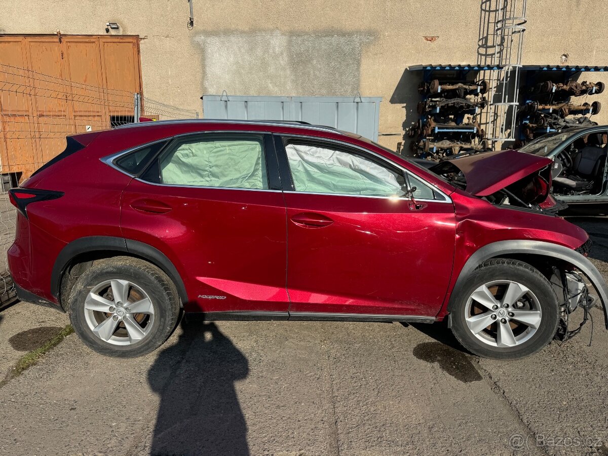Lexus NX 300h 114 kW r.v. 2015 - 4