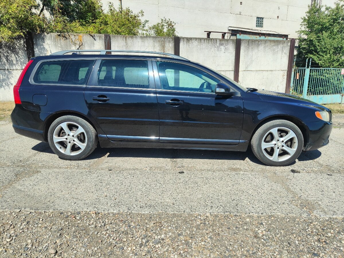 Volvo V70 3.2 175kw AWD LPG - 4