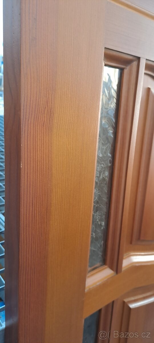 Prodám dřevěné bezfalcové dveře 80cm - 4