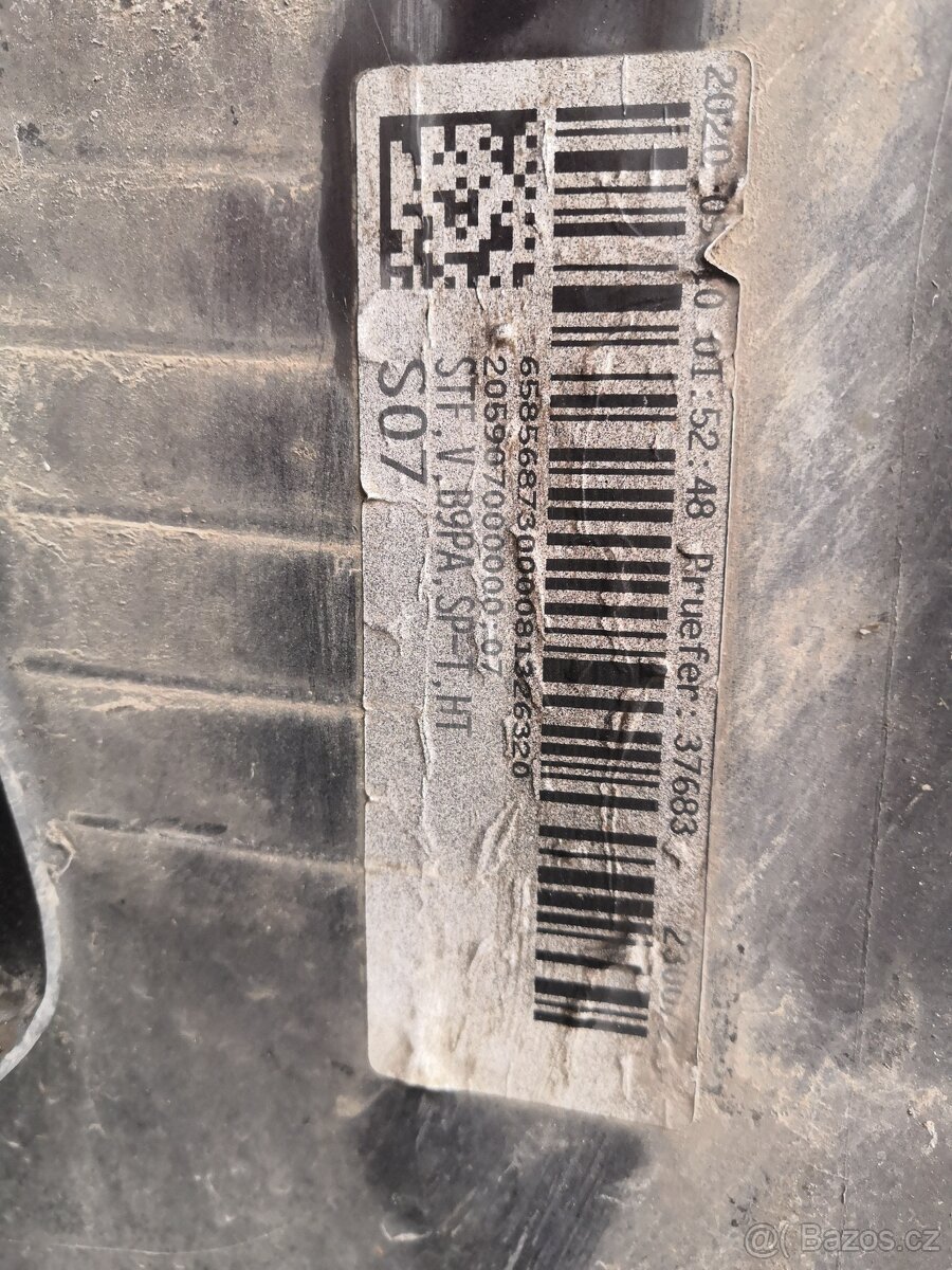 Audi A4 nárazník Audi A4 B9 nárazník - 4