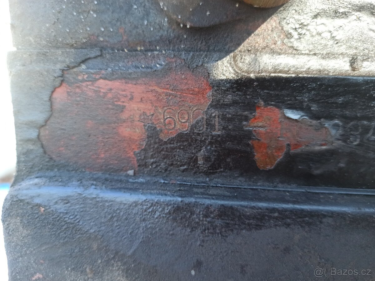 Motor Zetor 6901 na opravu - 4