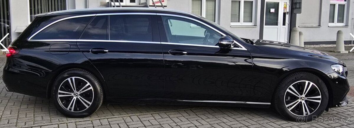 Mercedes-Benz E220 CDI T 4MATIC 143kW - 4