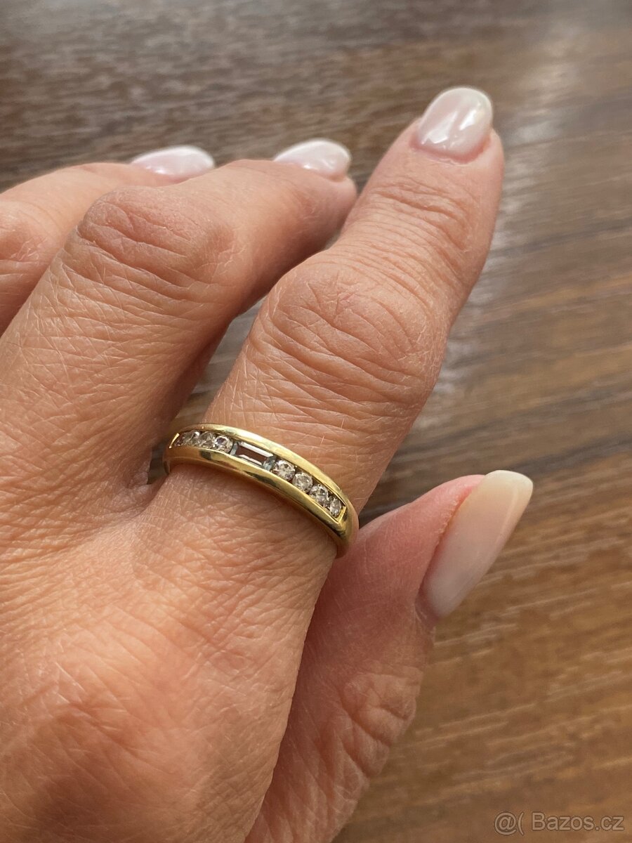 Zlatý dámský prstýnek - 4