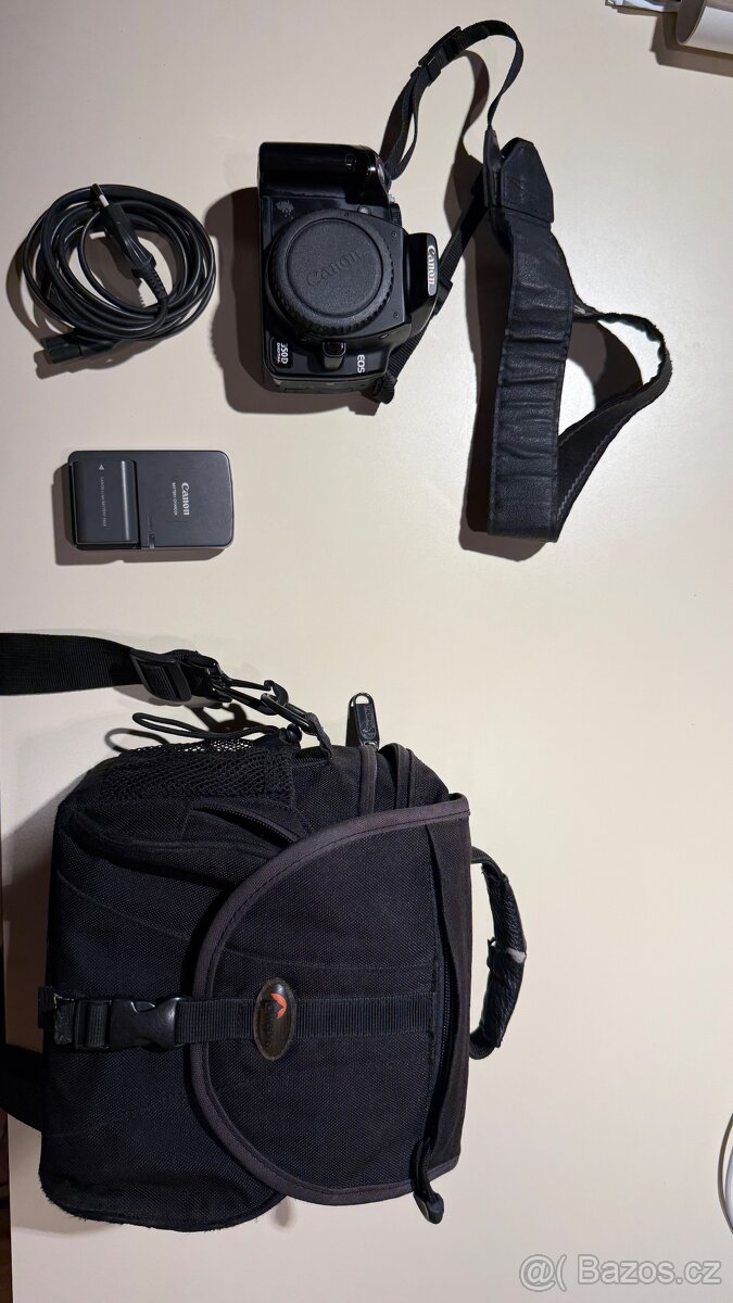 Canon EOS 350 Rebel - 4