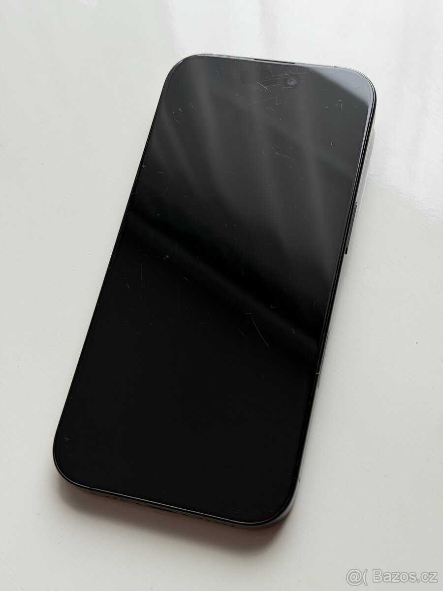 iPhone 16 Pro 128GB Černý, Baterie 94% - 4