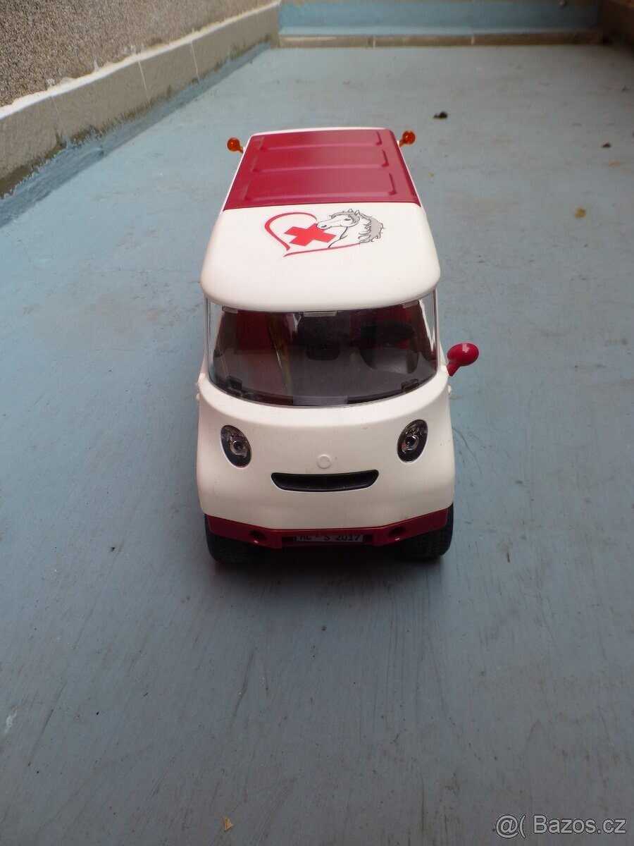 Prodám schleich set mobilní veterinární klinika - 4