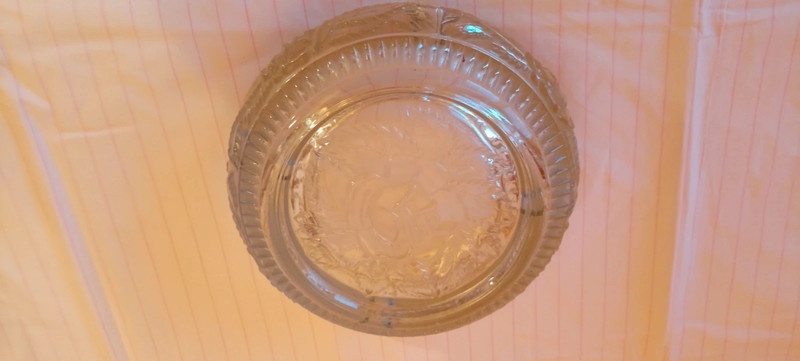 Skleněný popelník s motivem růže - 4