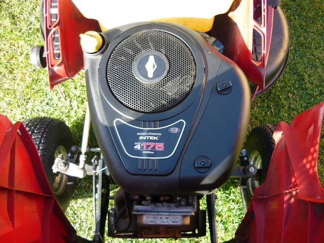 Zahradní traktor Alko - 17,5 HP - Hydro - 4