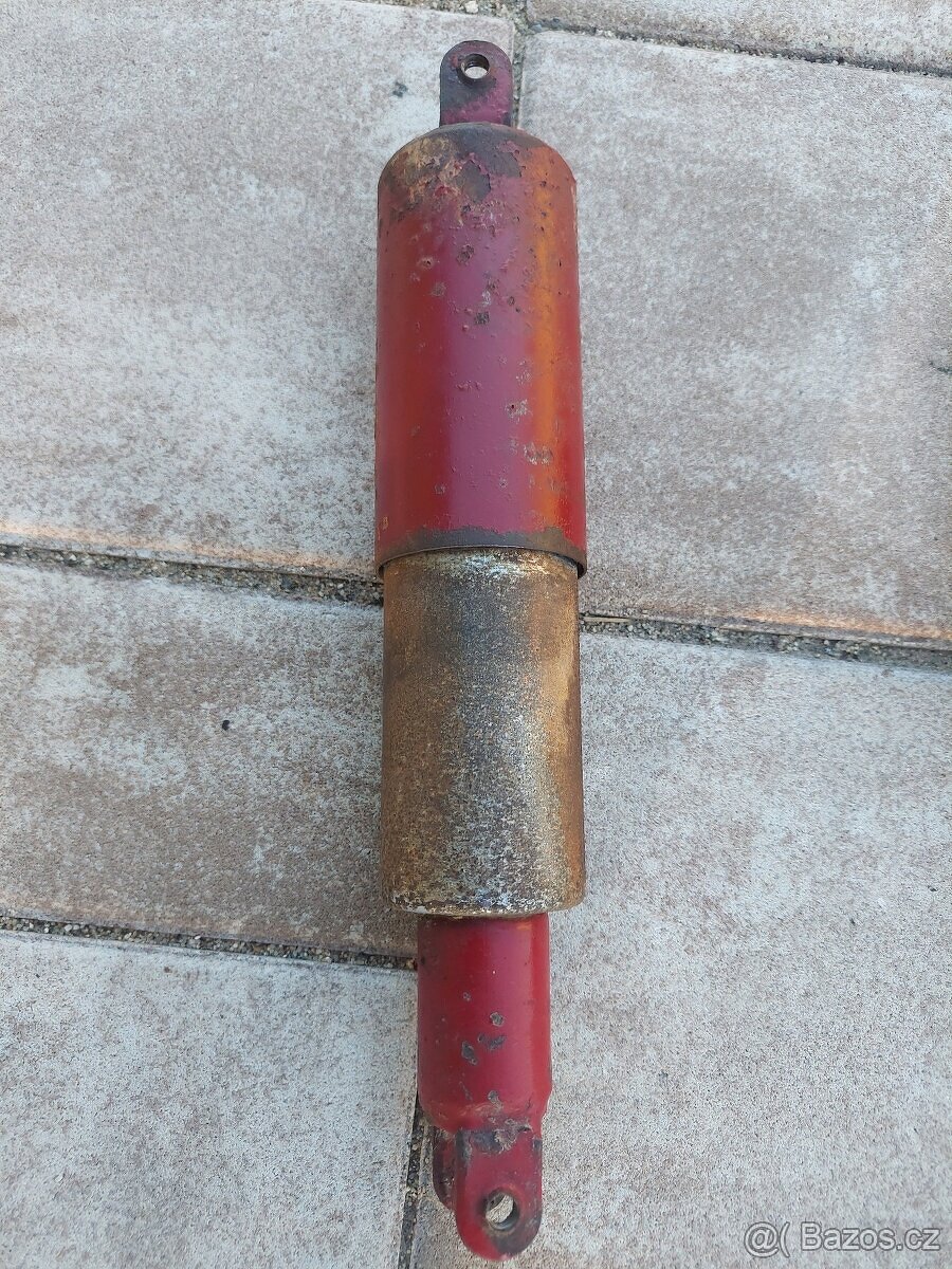 Jawa CZ 175 kyvacka - zadni tlumice - 4