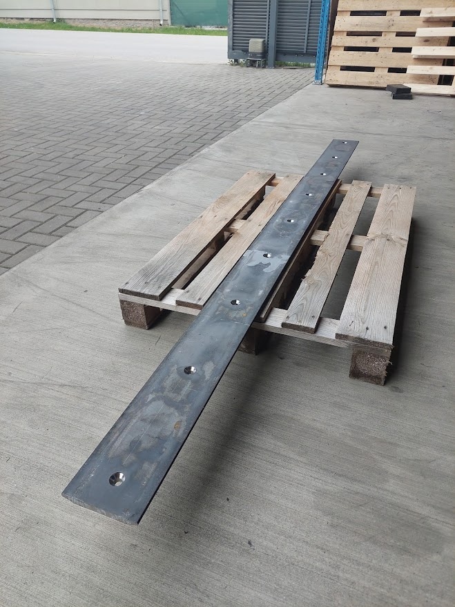 Oboustranný šroubovací břit manitou 20x150x2450 mm HB500 - 4