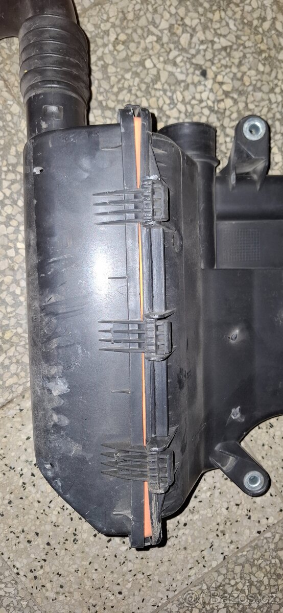 Airbox Fiat Bravo ll 1,4 - 4