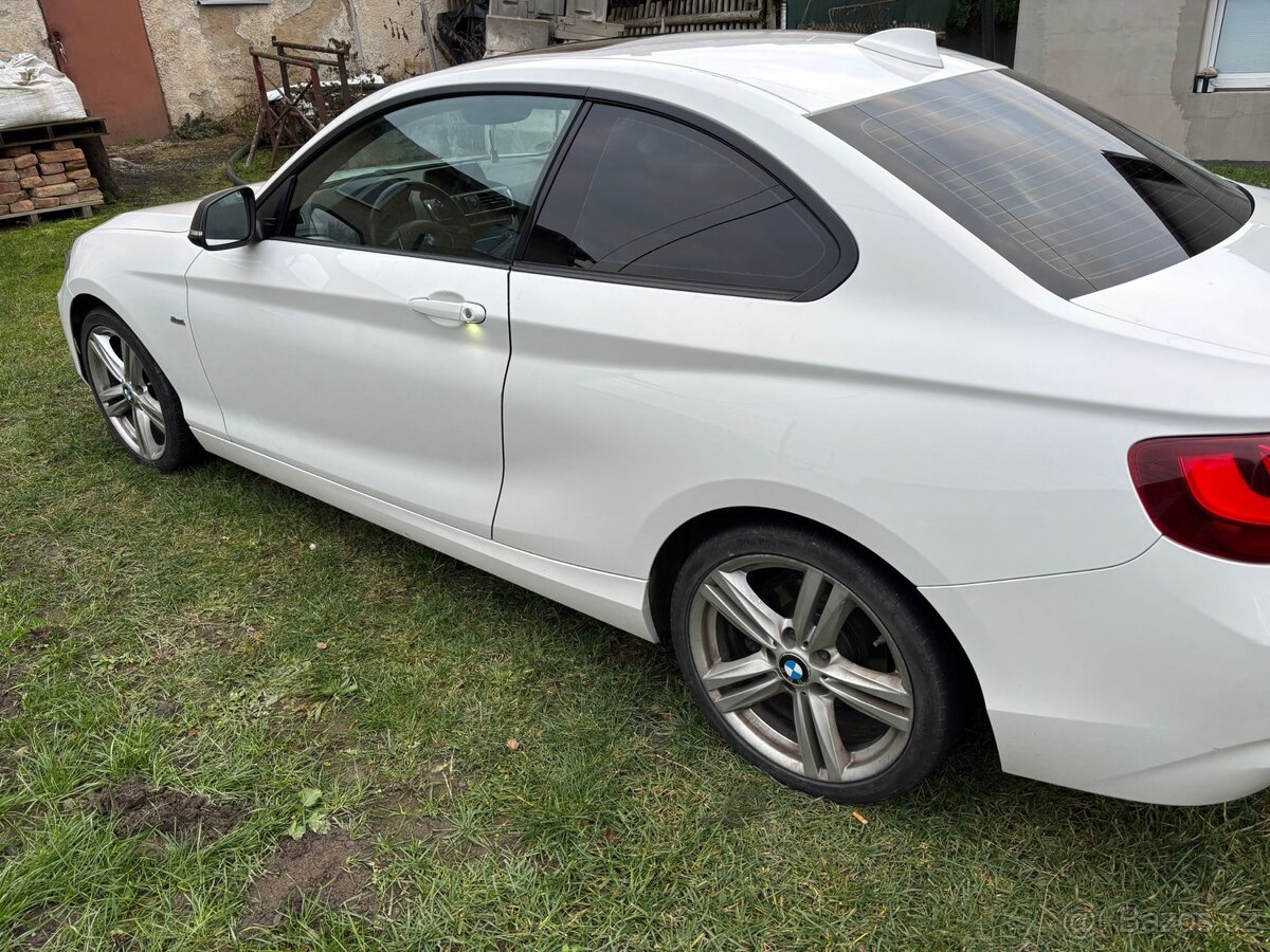 BMW - 4