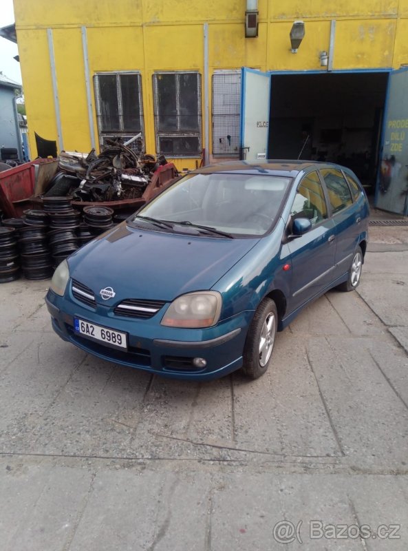 Nissan Almera Tino - 4