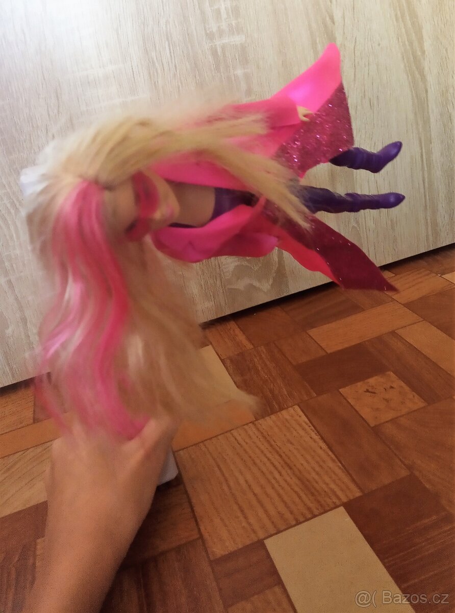 Panenky Barbie s funkcemi - 4