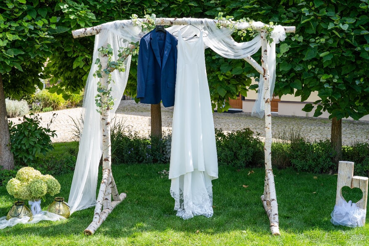 Bílé svatební hladké šaty - 4