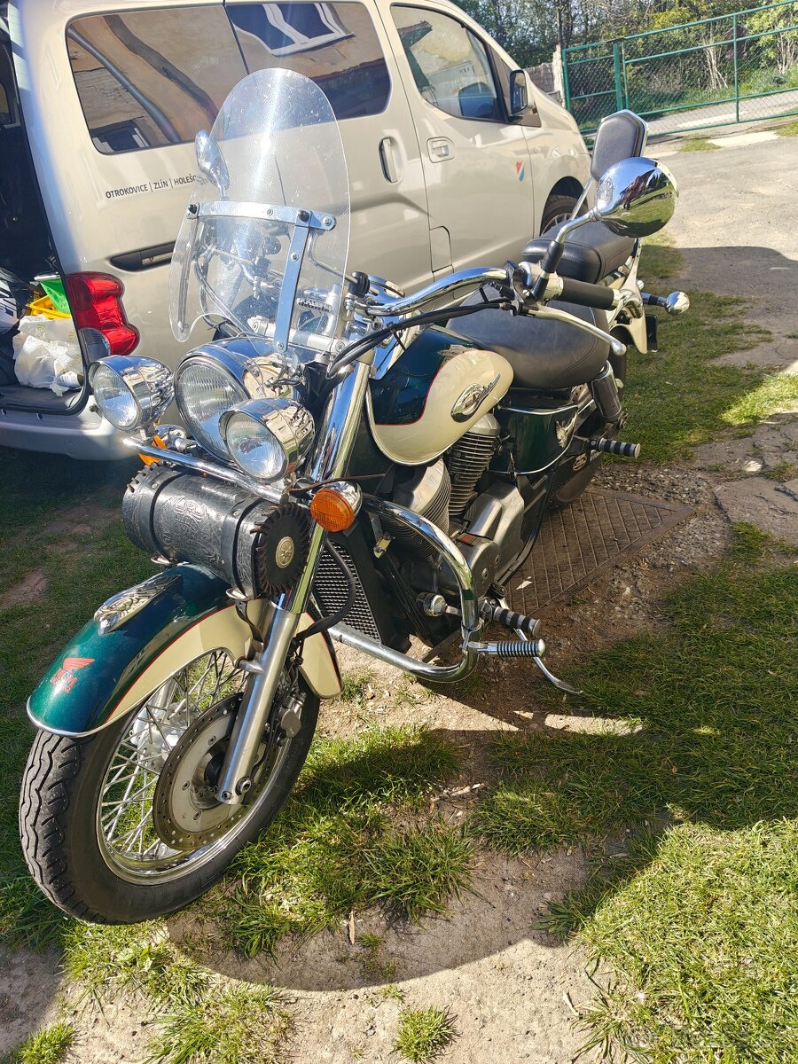 Honda shadow 750 - 4