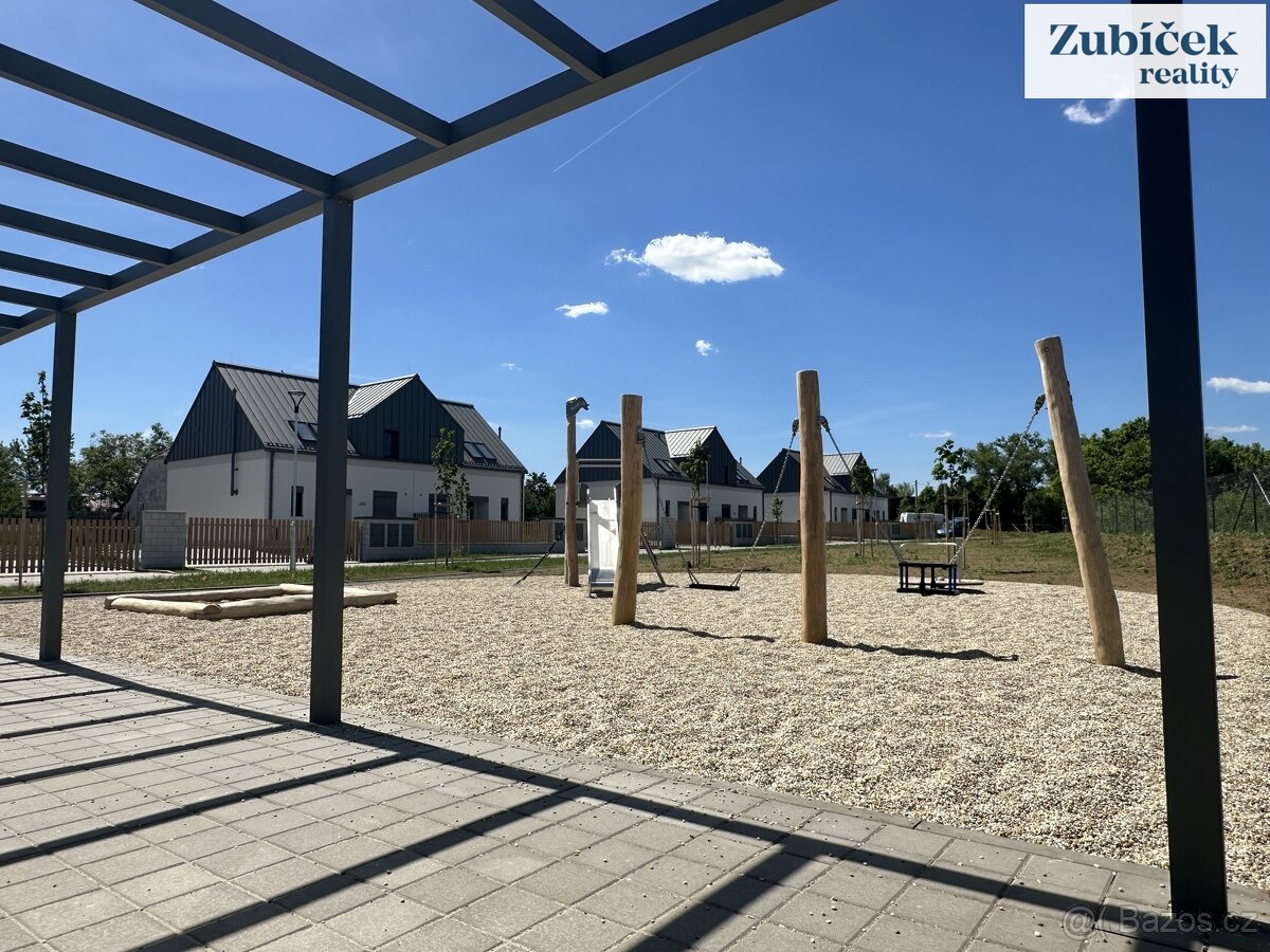 Prodej stavebního pozemku Strážnice - Nová Písečnice - 4