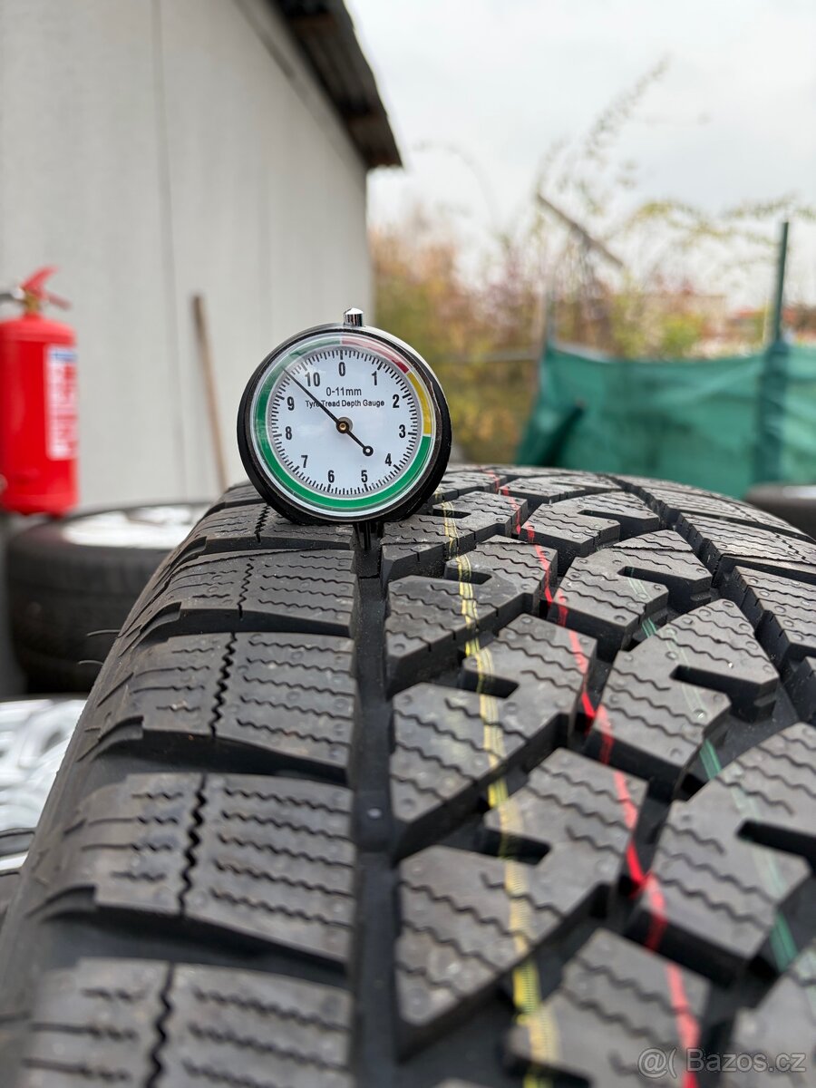 215/60/17 C original zimní sada VW T7 T6 - 4