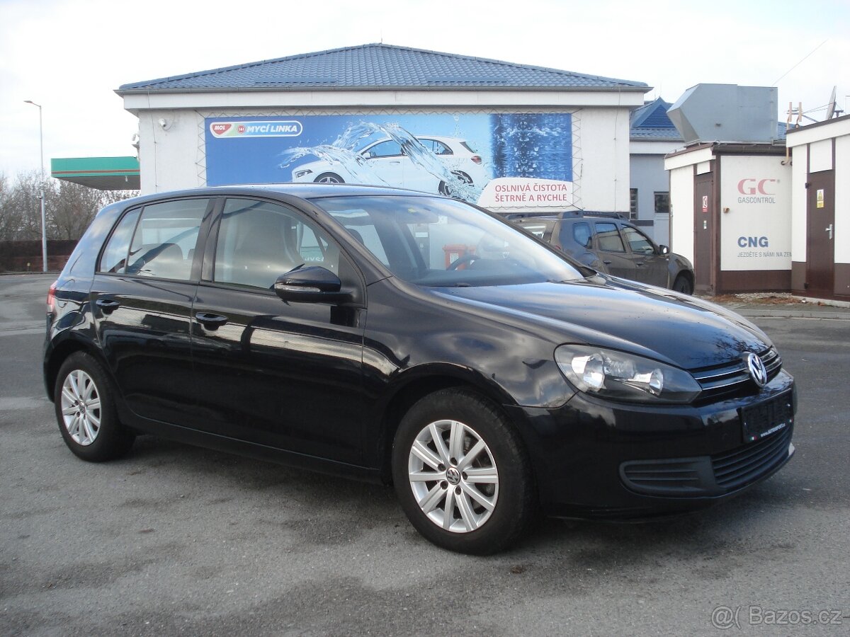 Volkswagen Golf 1.6 TDi TRENDLINE - 4