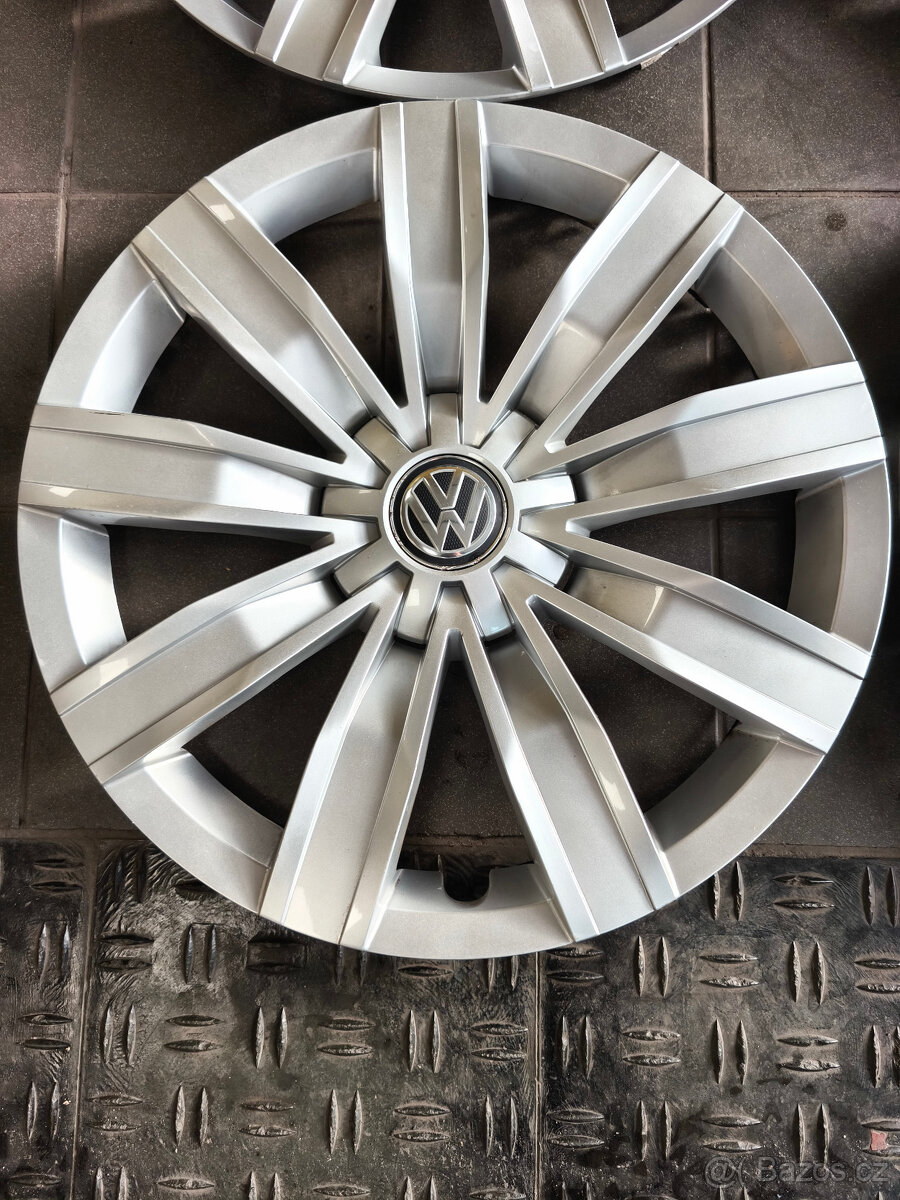 Kryty kol, Poklice VW Tiguan 17" - 4