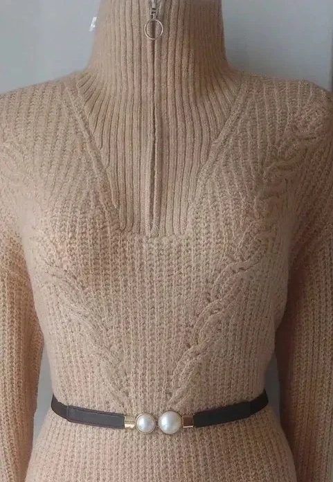 Teplé béžové svetrové šaty - 4