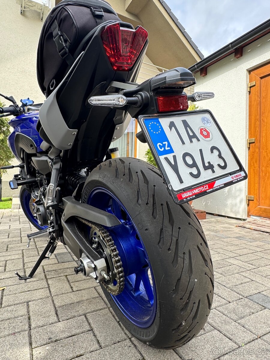 Yamaha MT-07 - 4