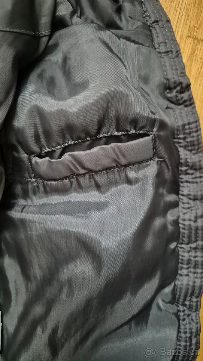 Dětská prošívaná vesta, vel. 104 - 4