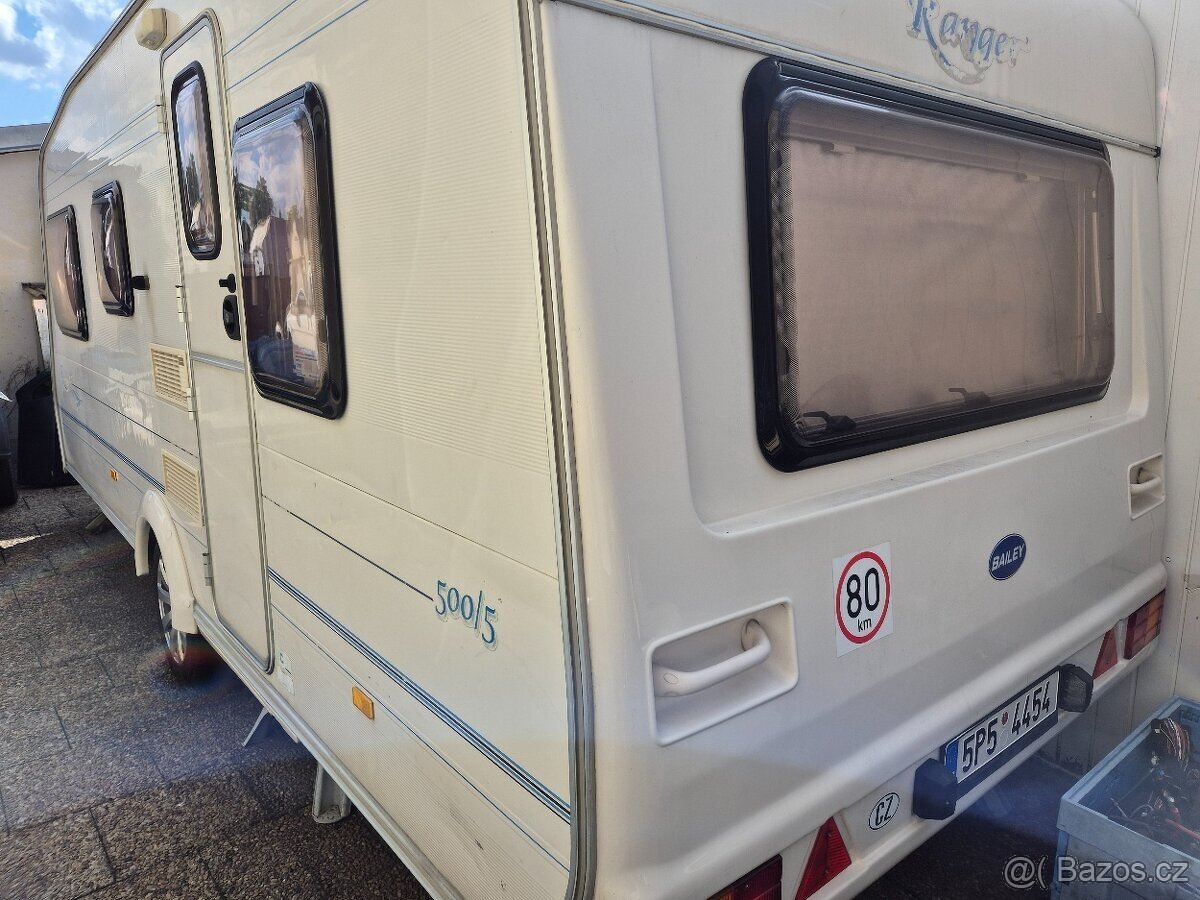 Obytný anglický karavan Bailey Ranger 500/5 - 4