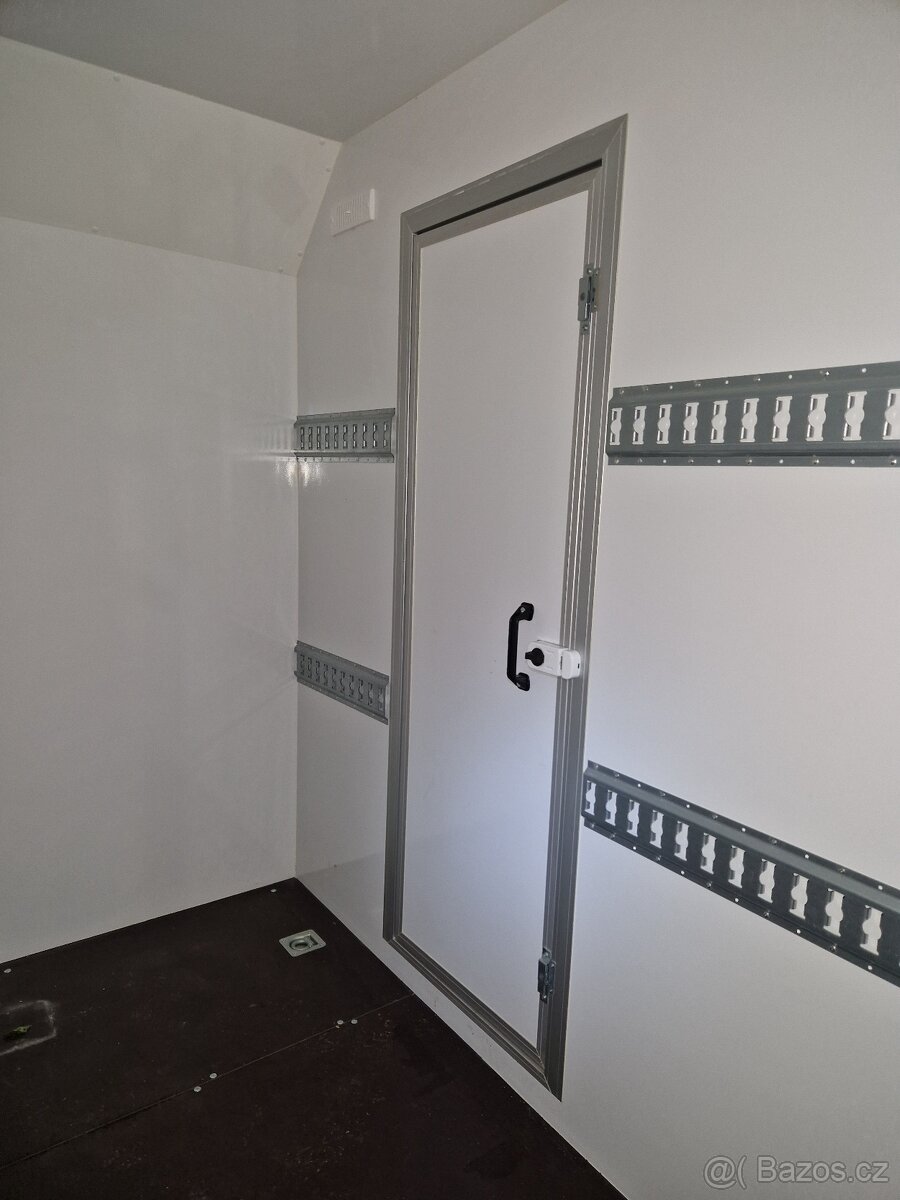 Skříňový prachotěs přívěs Tomplan 470T 2,7t +dveře - 4